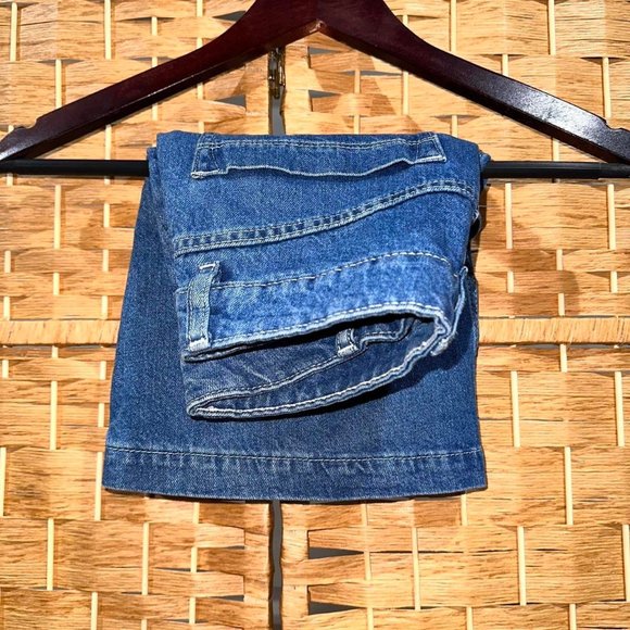 70s-inspired Denim Mini Skirt from H&M - Picture 2 of 3